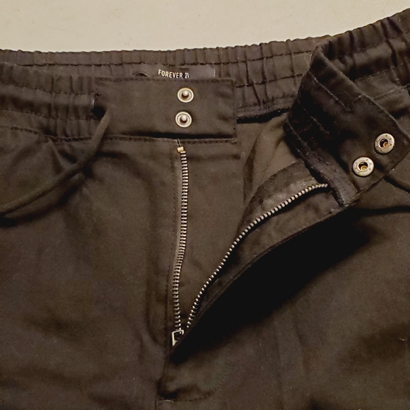 Forever 21 Drawstring Cargo Joggers - Picture 6 of 9